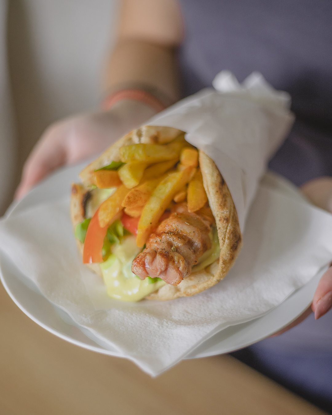 Gyros plate